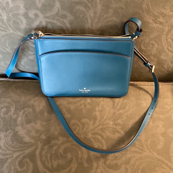 Women’s kate spade bag used only twice. - Picture 4 of 11